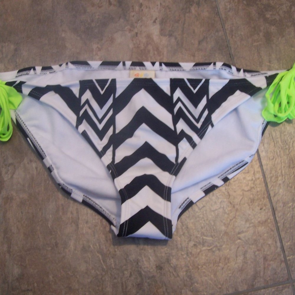 MUDD Scoop Bottoms Womens Juniors Swim Bikini XL